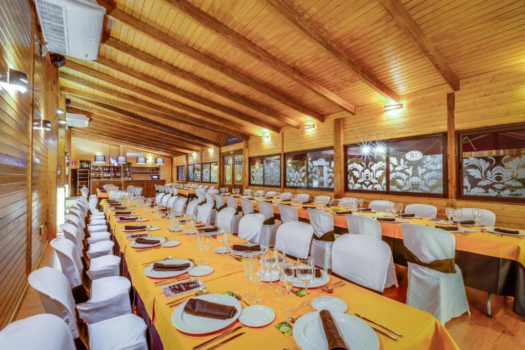 Hotel Ciudad De Martos Zewnętrze zdjęcie