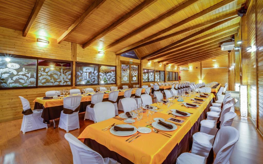 Hotel Ciudad De Martos Zewnętrze zdjęcie