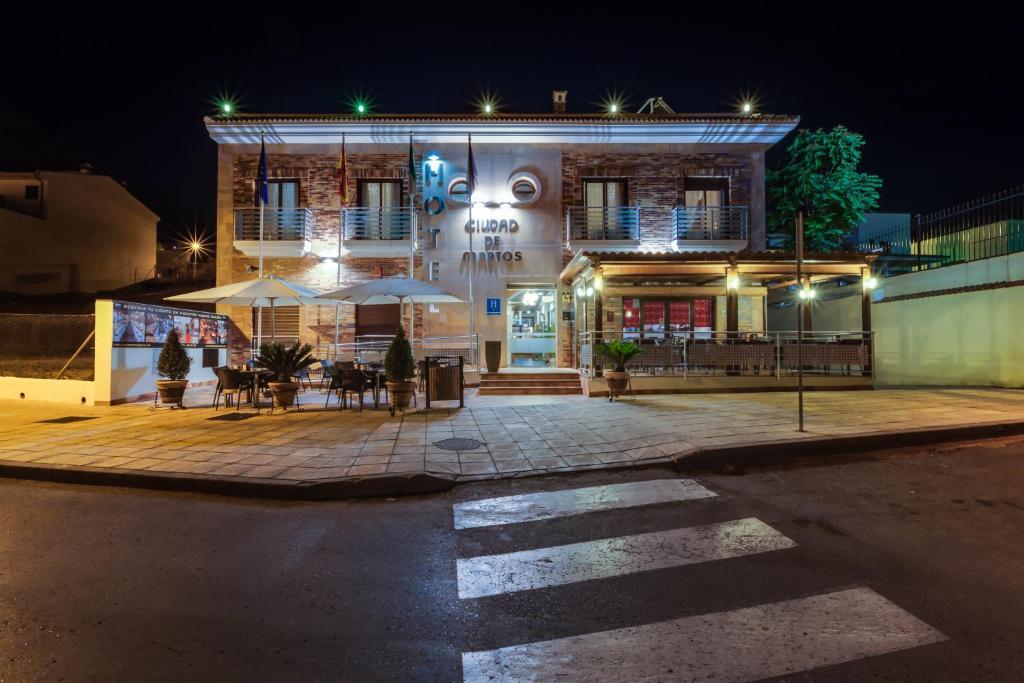 Hotel Ciudad De Martos Zewnętrze zdjęcie