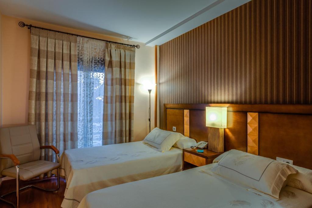 Hotel Ciudad De Martos Zewnętrze zdjęcie